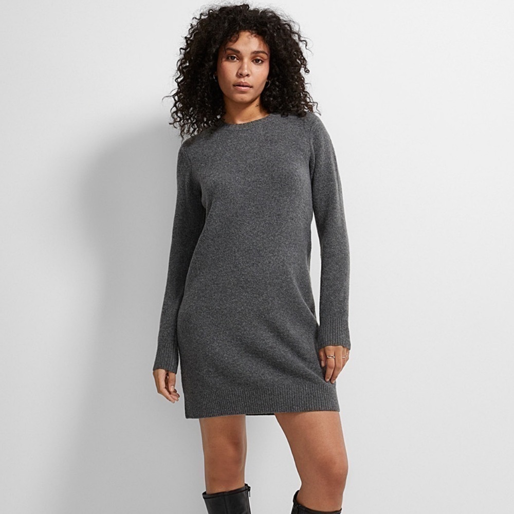 Zara Mini Dress Women's Medium Gray Crew Neck long Sleeves Pullover Knitted